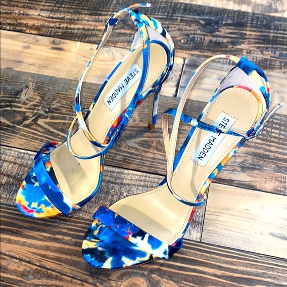 Steve Madden Strappy Floral heels size 7.5 - Picture 1 of 4